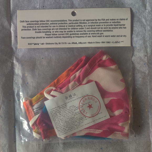 🆕 Lot of 6 Child reusable Cloth face masks (2/$15) - Picture 5 of 9